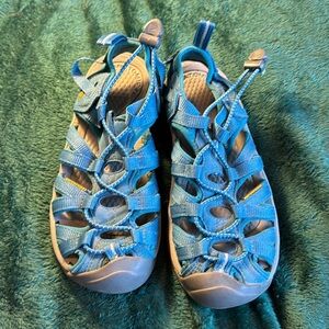 Keen Whisper Waterproof Trail Sandals Women's Size 5 Smoke Blue